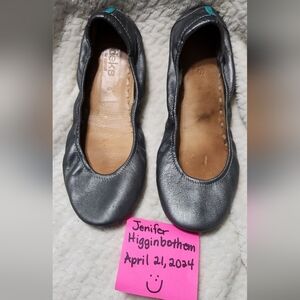 Metallic Pewter Size 9 Tieks
